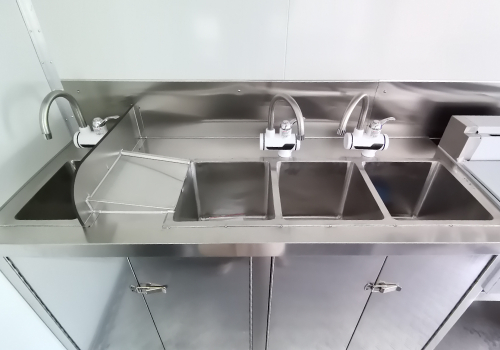 3 compartment water sink